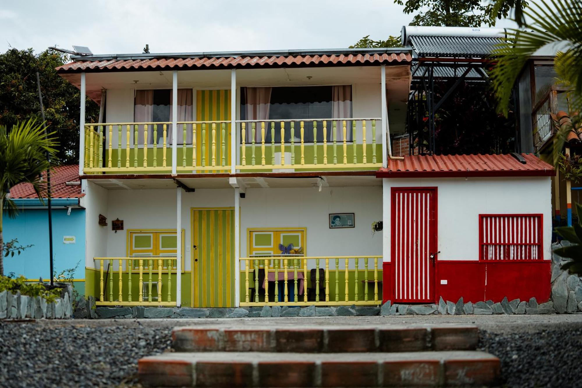 Finca Hotel Yerbabuena Pereira Exterior foto