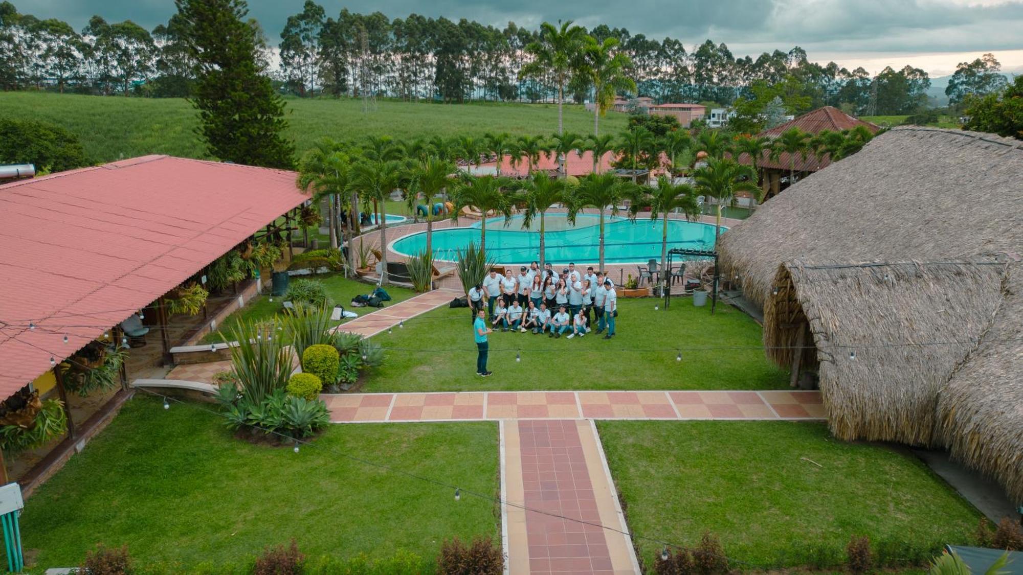 Finca Hotel Yerbabuena Pereira Exterior foto